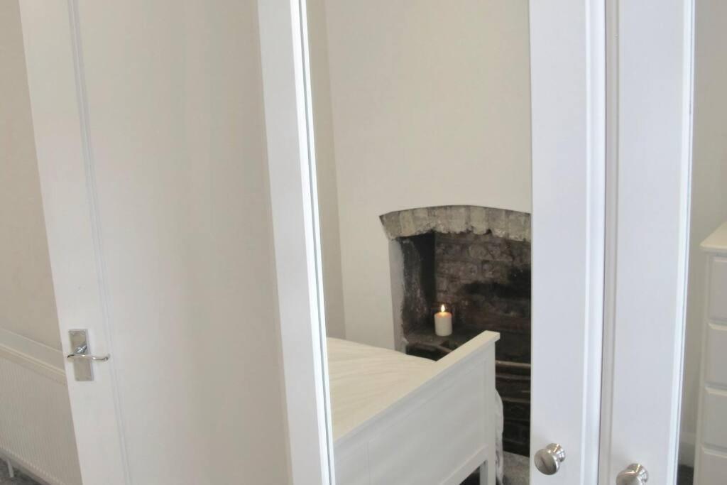 Newly Refurbished Traditional Cottage Blackrock بلاكروك المظهر الخارجي الصورة