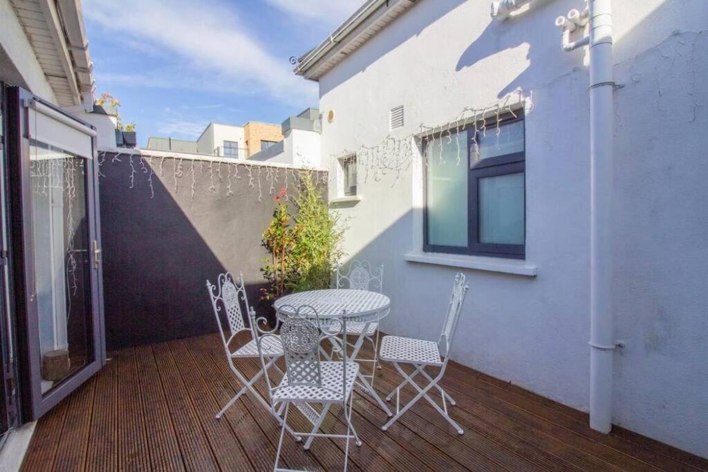 Newly Refurbished Traditional Cottage Blackrock بلاكروك المظهر الخارجي الصورة